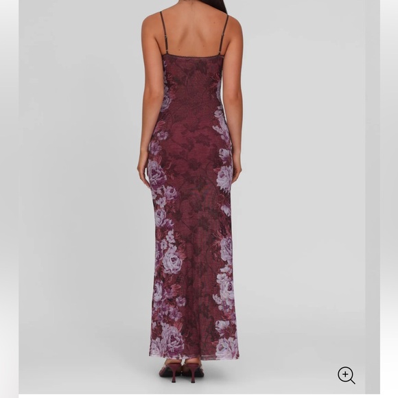 Sold - Picture 3 of 4